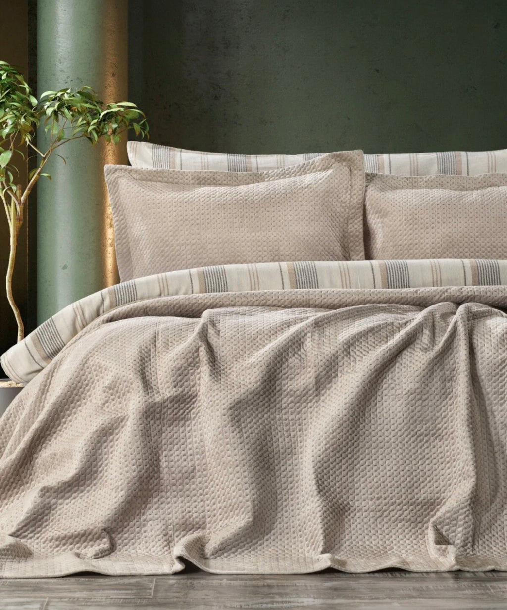 Scala Çift Kişilik Yatak Örtüsü - Bej