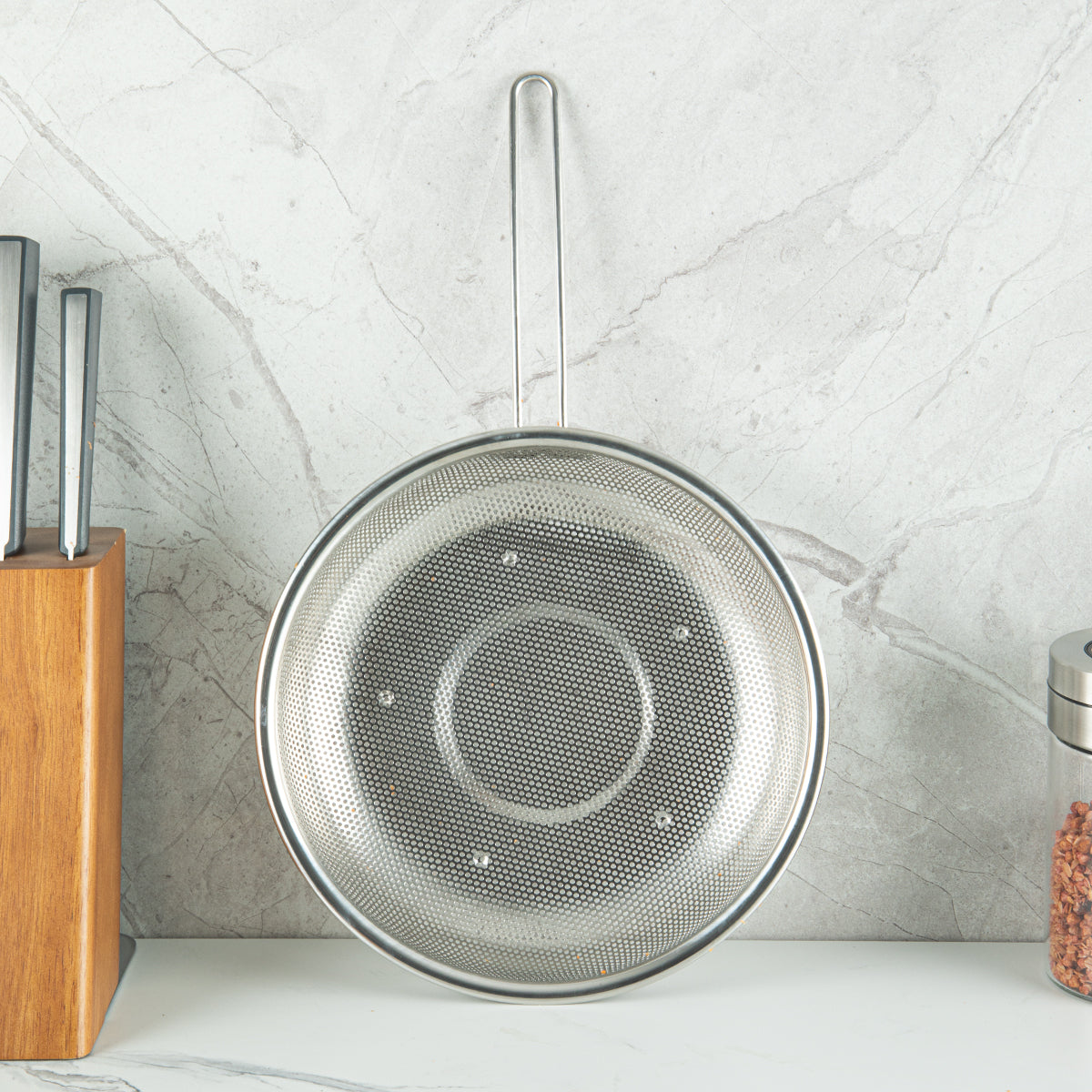 Kulplu Süzgeç 24 cm